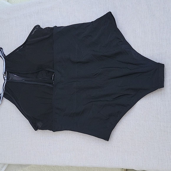 Women's Plus Size Swimsuit One Piece Tummy Control High Neck Swimsuit - Picture 11 of 15